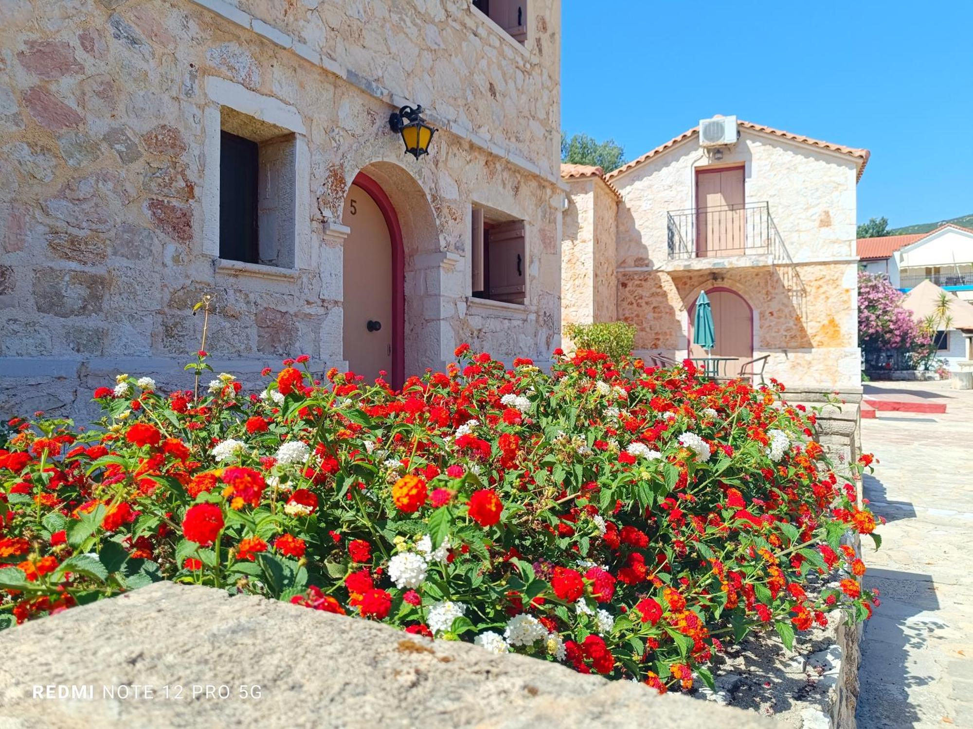 Spasmata Village Stone Maisonette Minia Exteriér fotografie